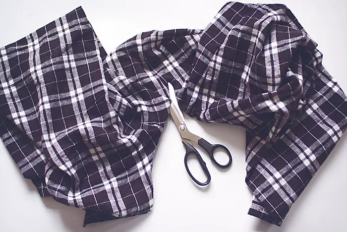 diy-fashion-Flannel-Pants-To-Scarf-steps-Feb-21-2015-02